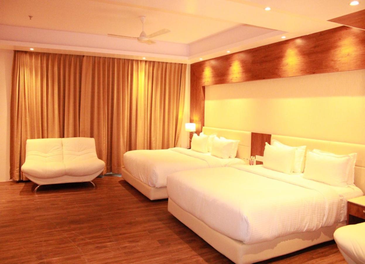 Sarovar Portico, Somnāth Zewnętrze zdjęcie