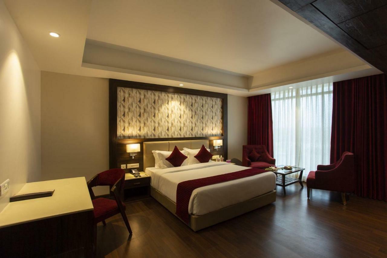 Sarovar Portico, Somnāth Zewnętrze zdjęcie