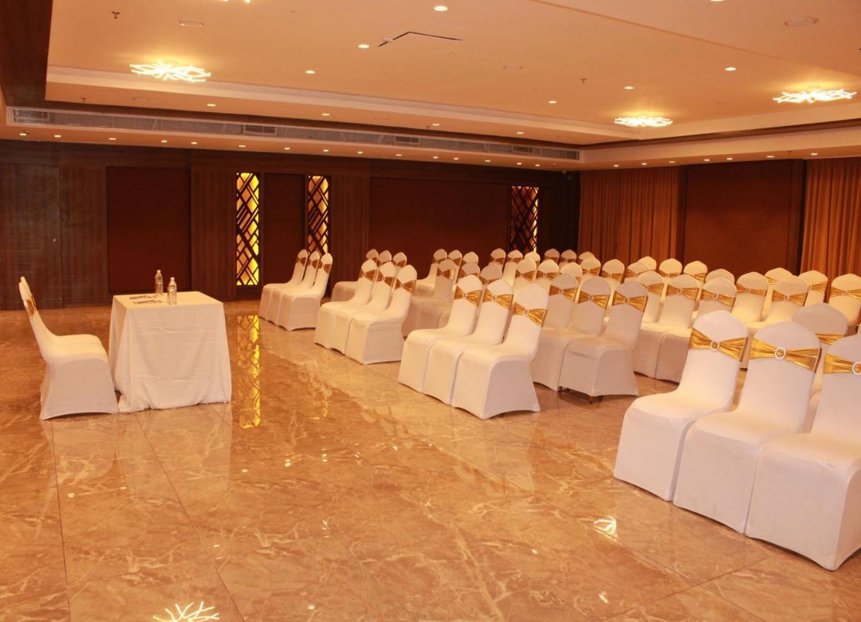 Sarovar Portico, Somnāth Zewnętrze zdjęcie